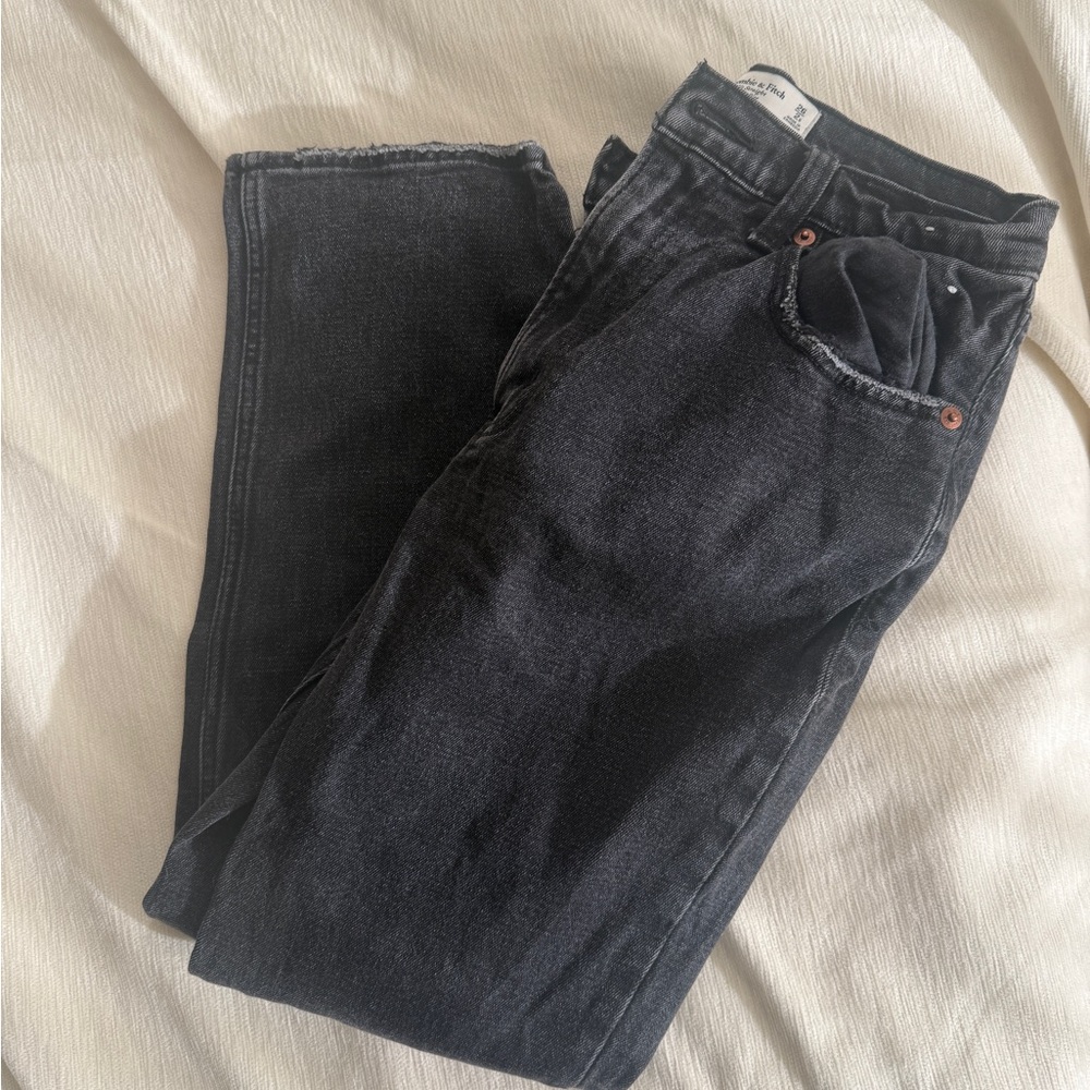 Abercrombie & Fitch Dark Wash Ankle Straight Jeans